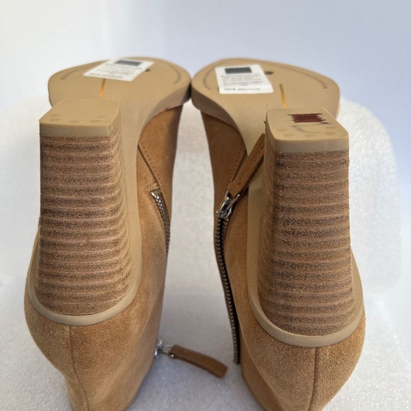 Dolce Vita Pointed Toe Tan Suede Leather Block Heel Size 6M - Picture 11 of 14